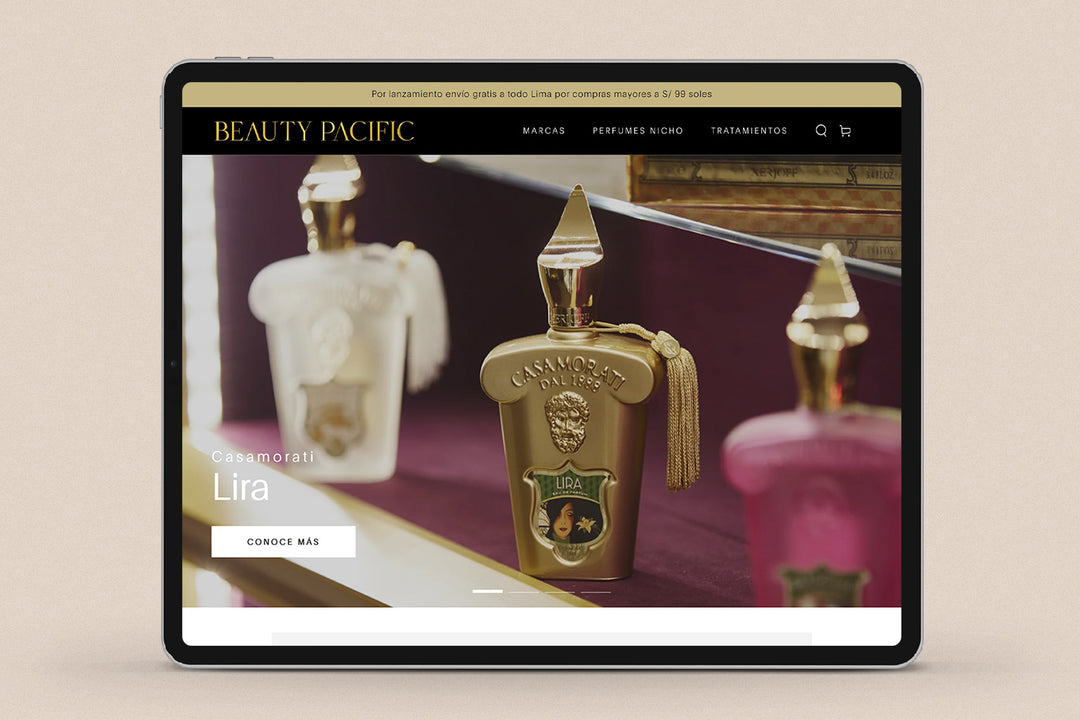 Imagen de un ipad con la web de Beauty Pacific en su pantalla.