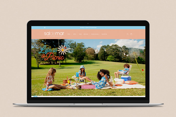Imagen de una laptop con la web de Sal de Mar en su pantalla.