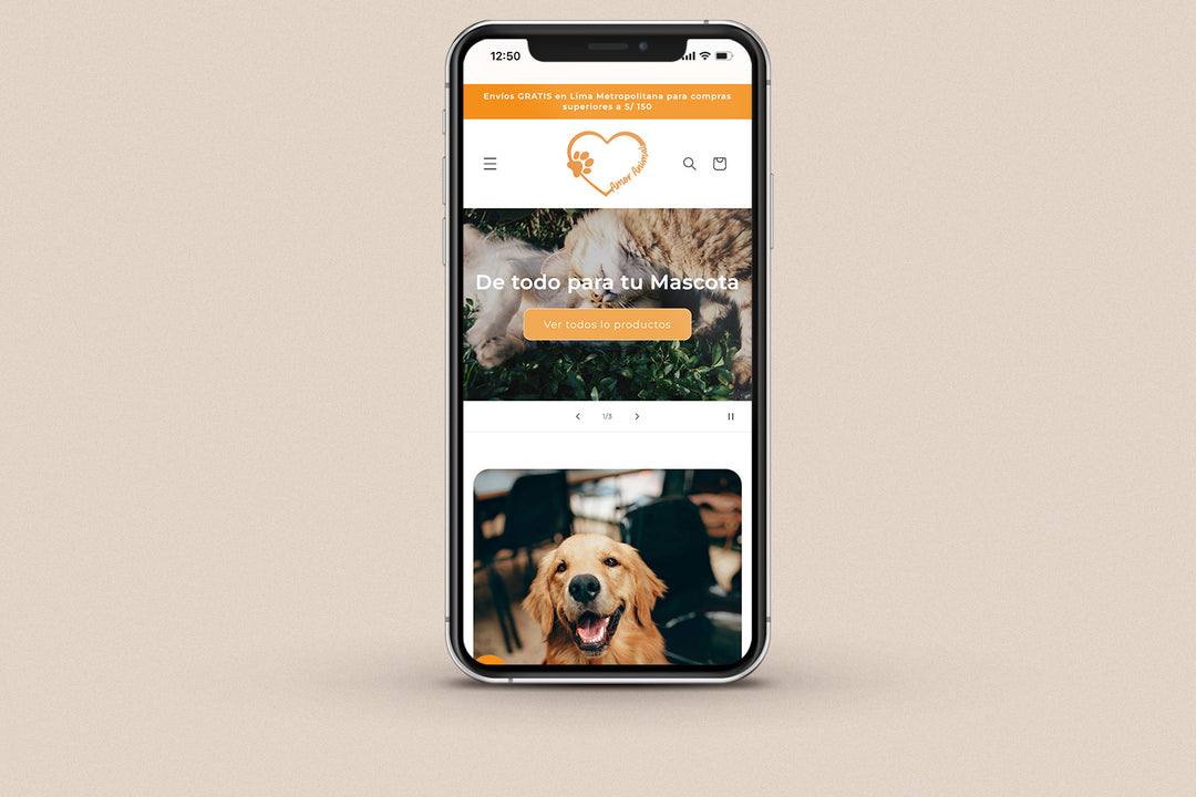 Imagen de un iphone con la web de Amor Animal en su pantalla.