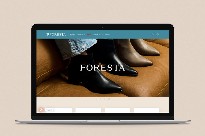 Imagen de una laptop con la web de Foresta en su pantalla.
