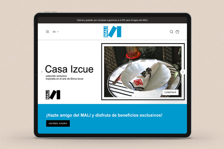 Imagen de un ipad con la web de la Tienda Mali  en su pantalla.