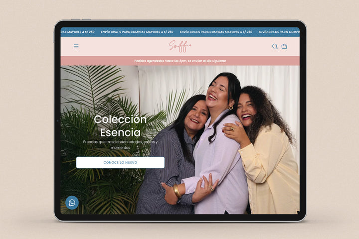 Imagen de un ipad con la web de Soff Plus en su pantalla.