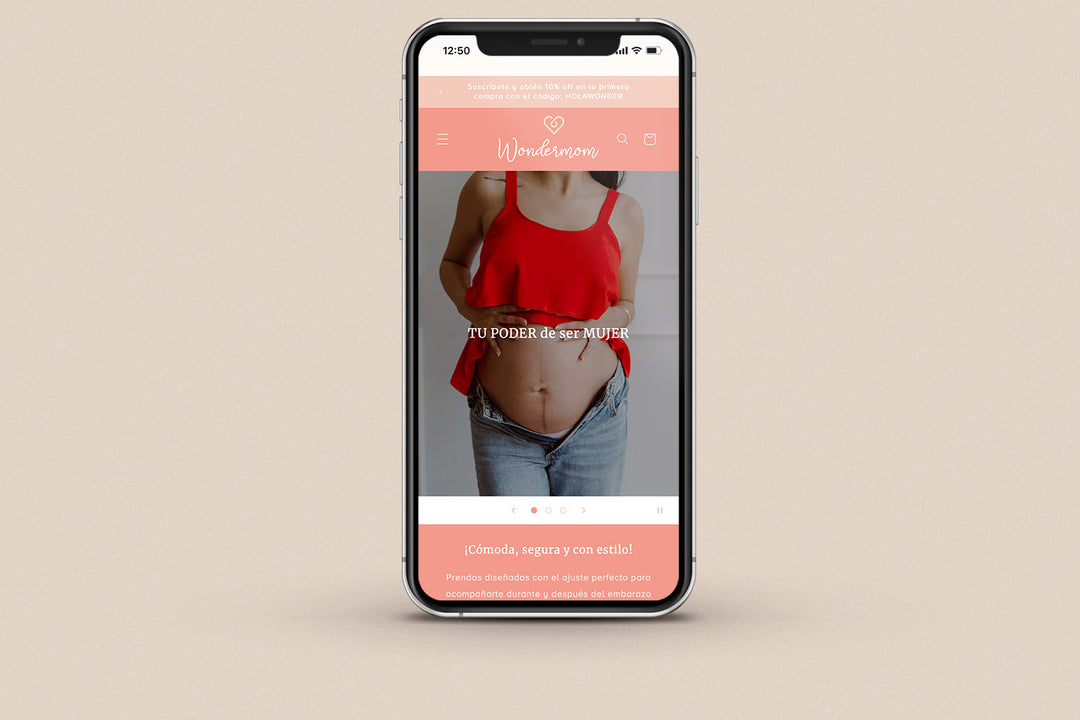 Imagen de un iphone con la web de Wondermom en su pantalla.
