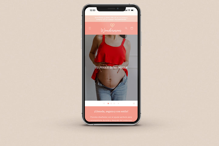 Imagen de un iphone con la web de Wondermom en su pantalla.