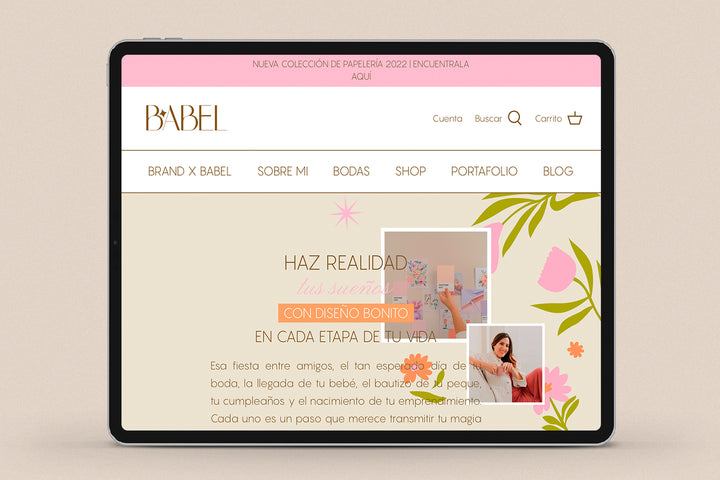 Imagen de un ipad con la web de Babel en su pantalla.