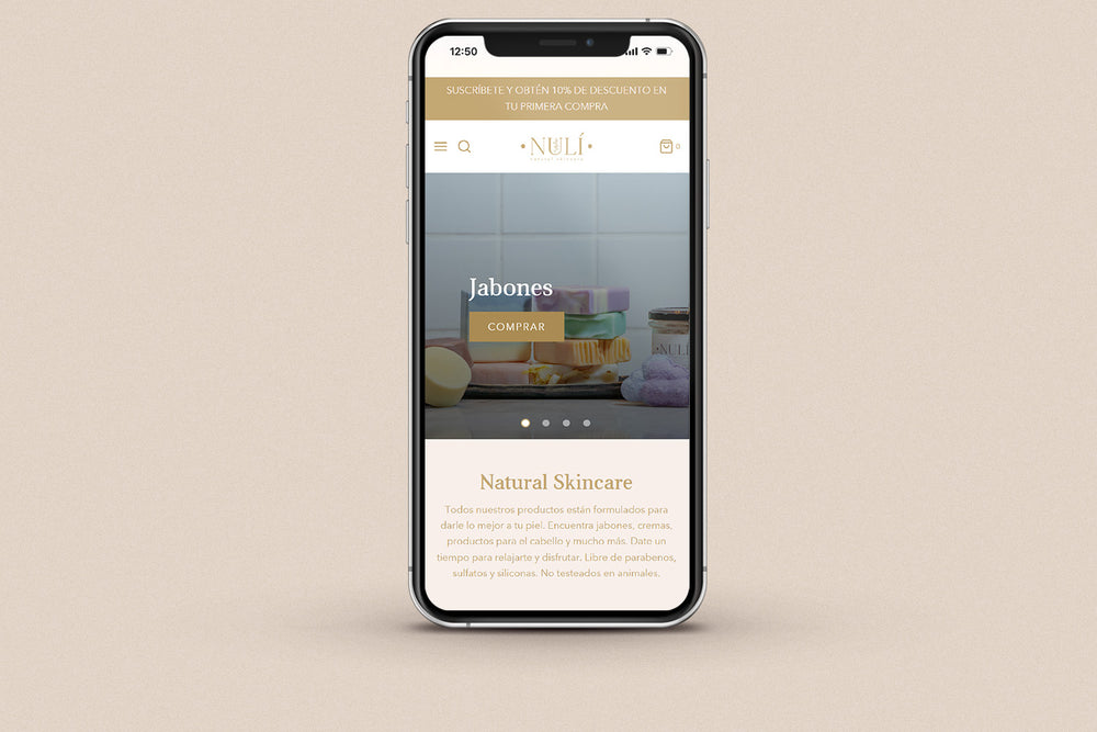 Imagen de un iphone con la web de  Nulí en su pantalla.