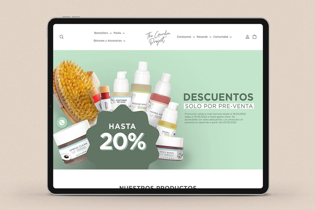 Imagen de un ipad con la web de The Garden Project en su pantalla.
